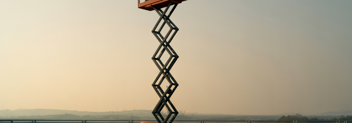 Plataformas Elevatórias Telescópicas: Alcance E Segurança Em Altura